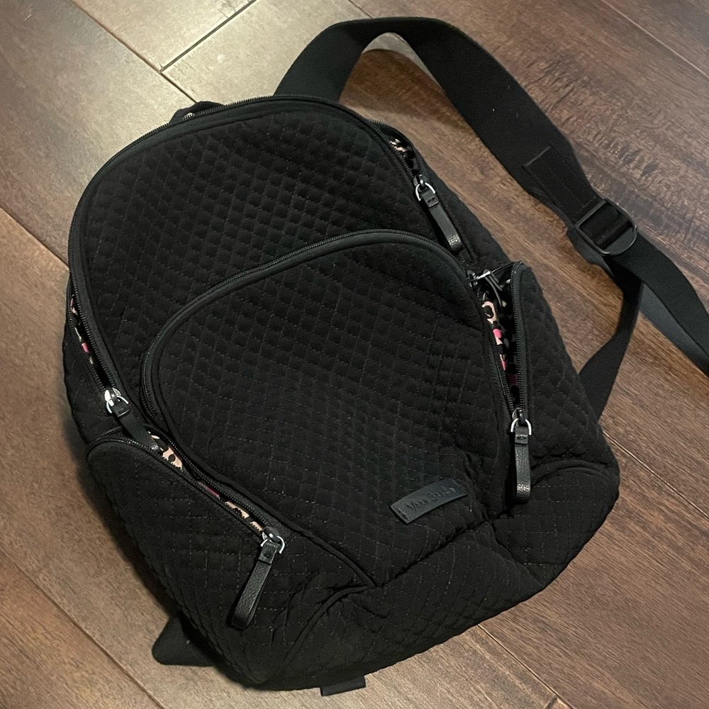 EUC Vera Bradley Hadley Black Quilted Backpack